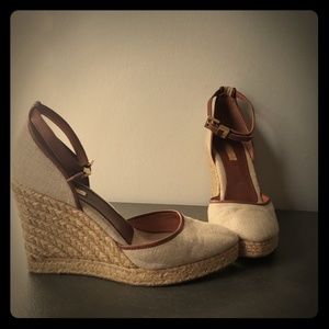 Louis et Cia leather and linen with  rope wedge!